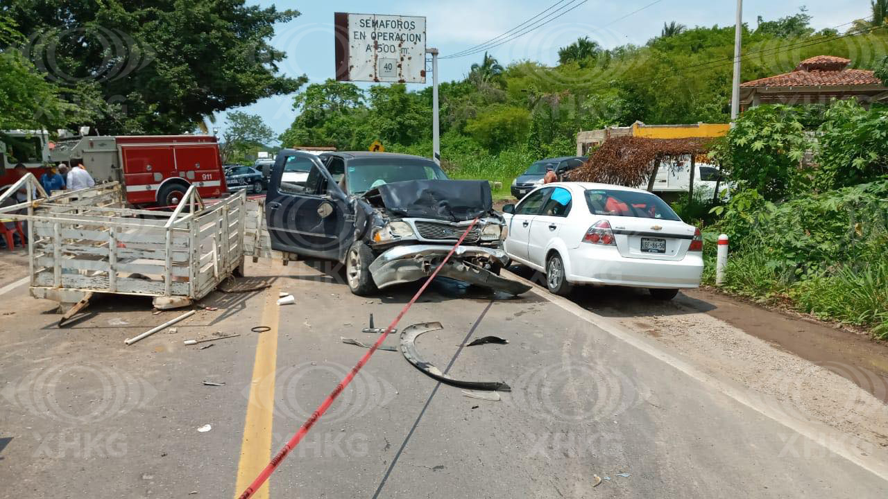 Pierde La Vida Una Persona Tras Fuerte Choque En Carretera Tepic Puerto Vallarta Xhkg Tv